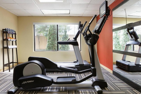 Courtyard by Marriott Harrisonburg image 15