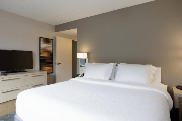 Courtyard by Marriott Harrisonburg image 8